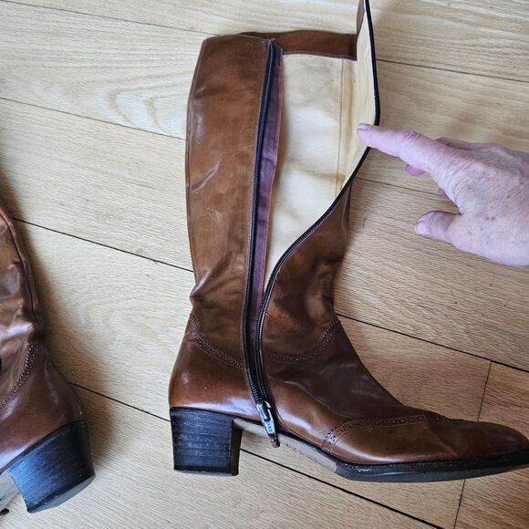 Salvatore Ferragamo CARLA women's Brouged Leather Dress Boots, Camel size 7 - Picture 8 of 12